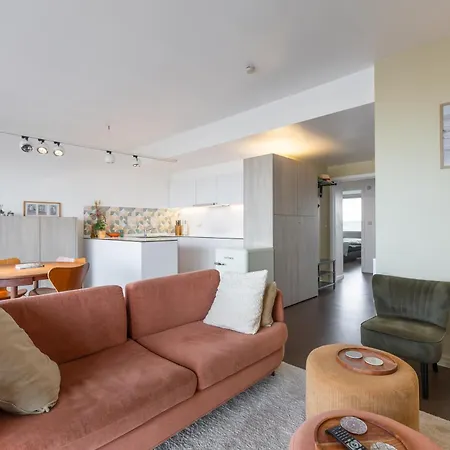 Royal Palace 4 01-01 Apartment Ostend